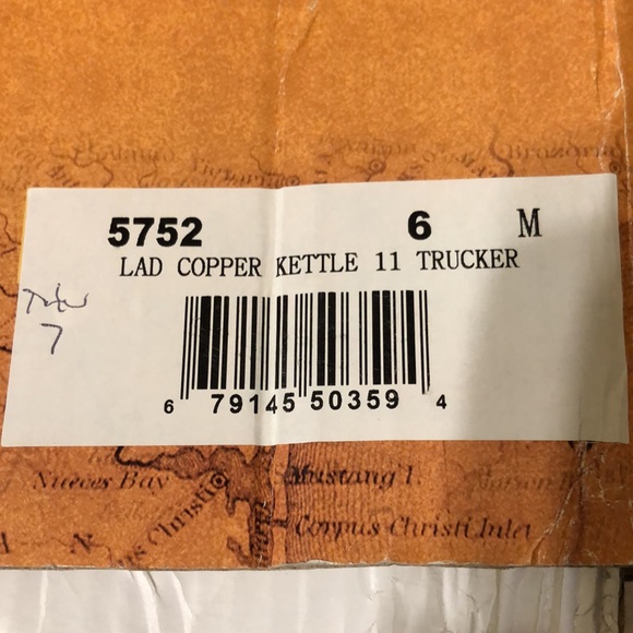 Ladies Laredo “NIB” Size 6M Copper Kettle 11 Trucker Boots - Picture 9 of 9